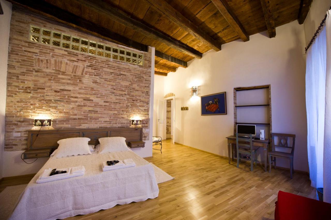 Castelletto Suites Cagliari Zimmer foto